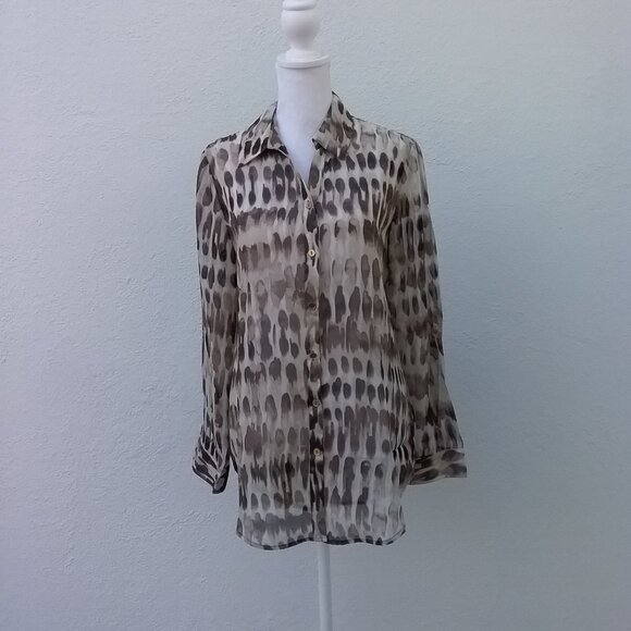 CHICO'S Womens Blouse Size 0 Small Beige Brown Long Sleeve Lightweight Sheer - Picture 6 of 6